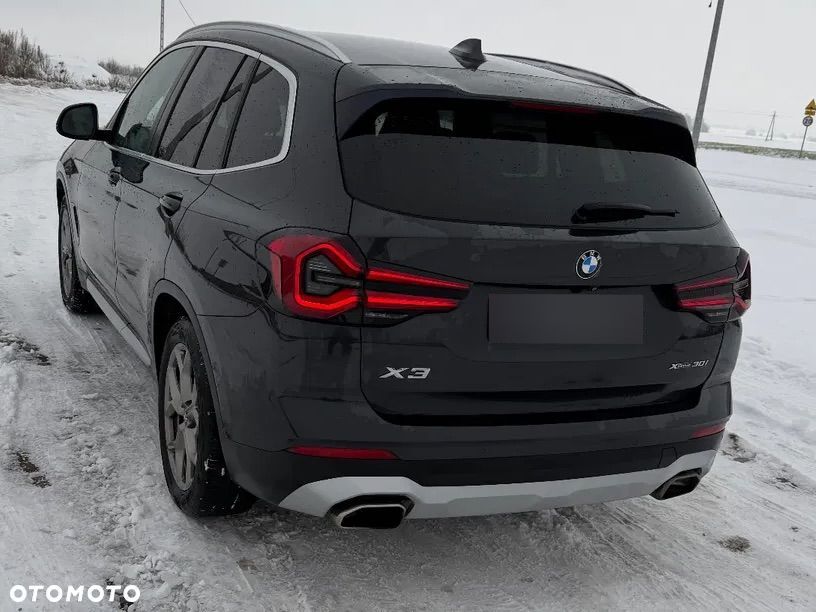 BMW X3 xDrive30i Advantage - 7