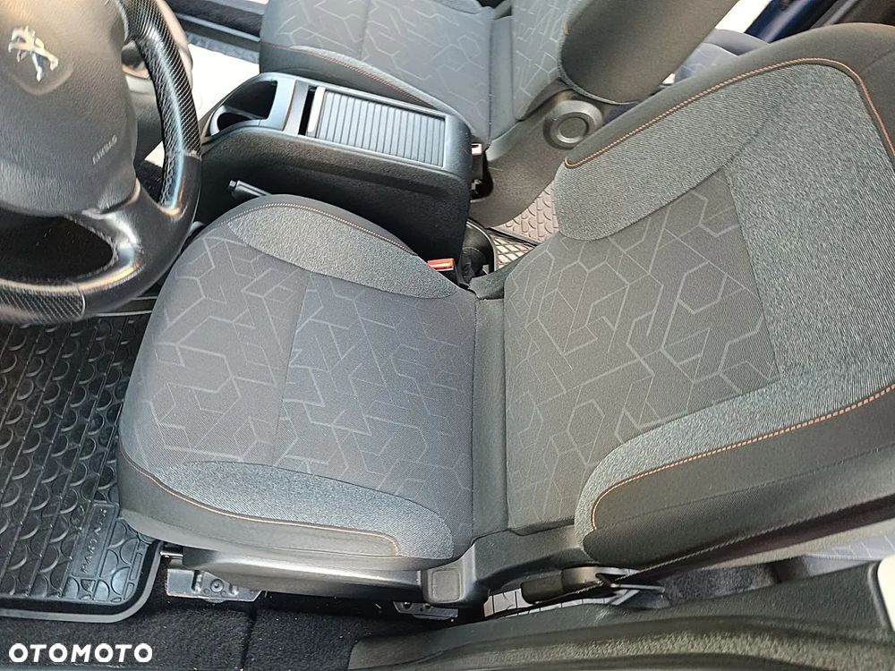 Peugeot Partner 1.6 BlueHDi Outdoor - 18