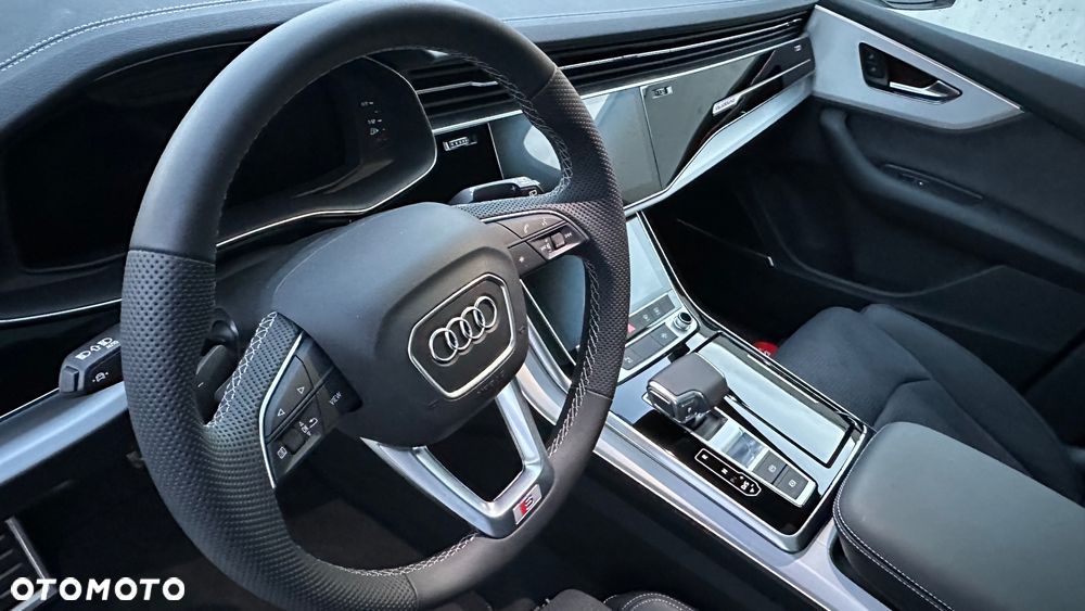Audi Q7 - 16