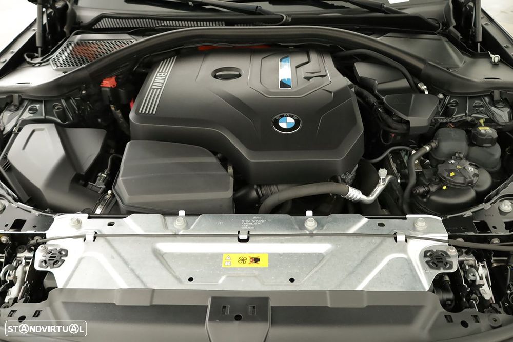 BMW 320 e Touring Pack M Auto - 26