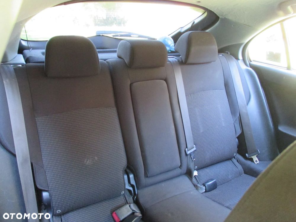 Mitsubishi Lancer 1.8 Inform LPG - 14