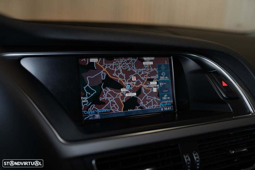 Audi A4 2.0 TDI Advance - 27