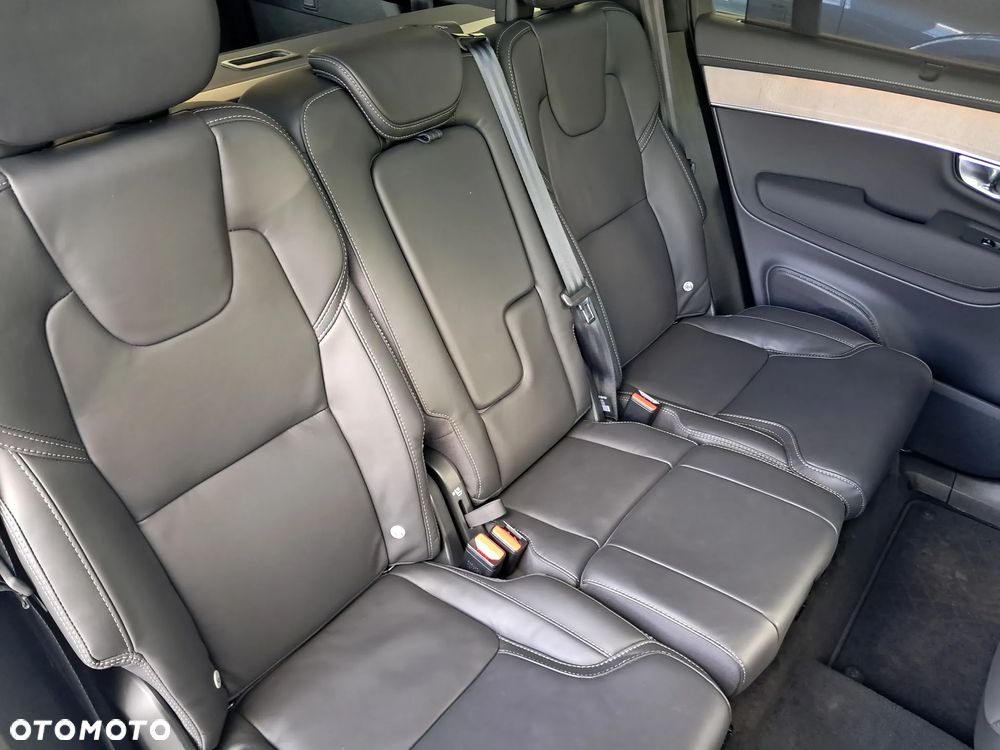 Volvo XC 90 B5 B AWD Ultra Dark 7os - 18