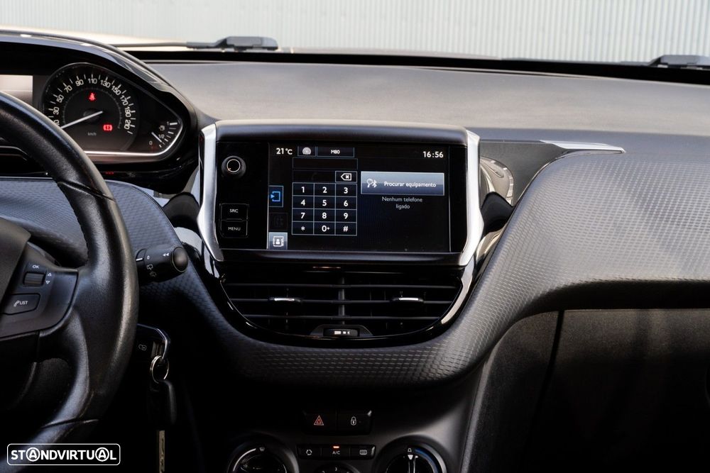 Peugeot 2008 1.2 PureTech Style - 15