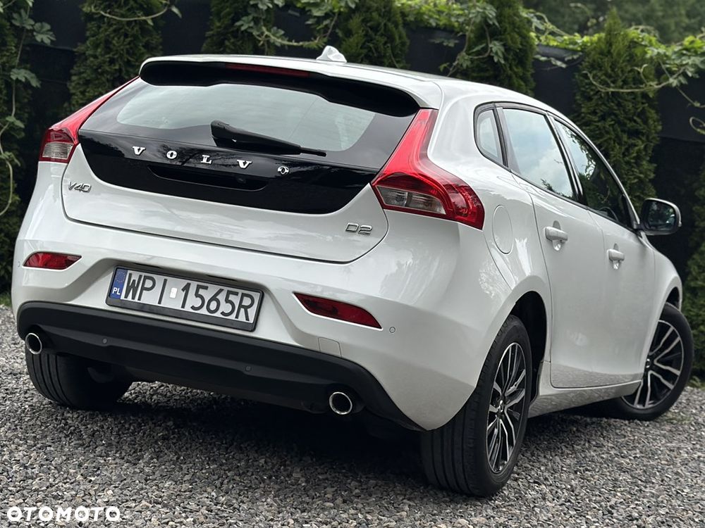 Volvo V40 D2 Momentum - 11