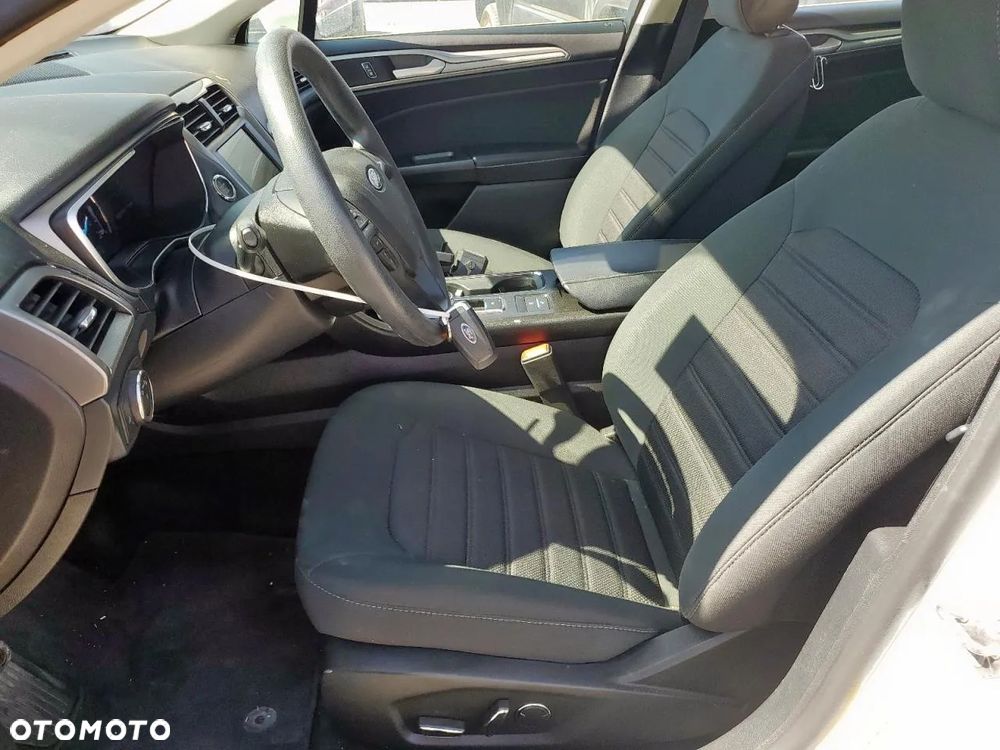 Ford Fusion 2.0 EcoBoost Titanium - 7