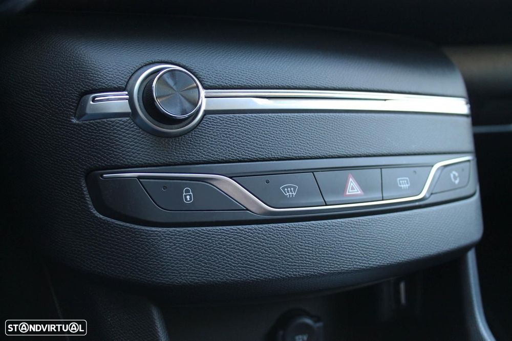 Peugeot 308 SW 1.5 BlueHDi Style - 22