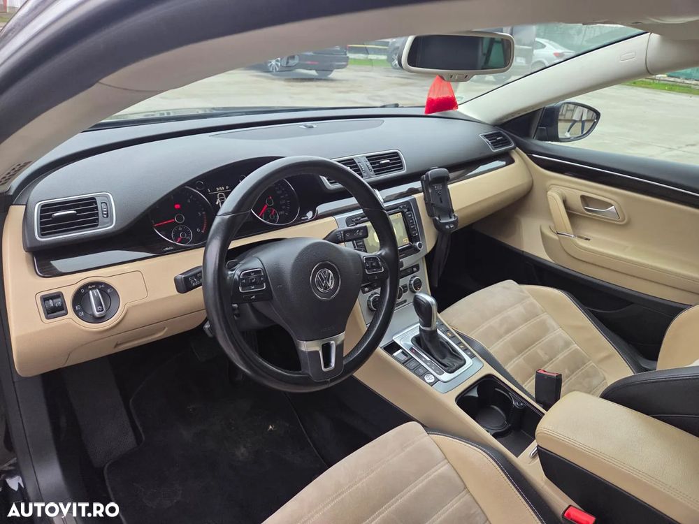 Volkswagen Passat CC - 8