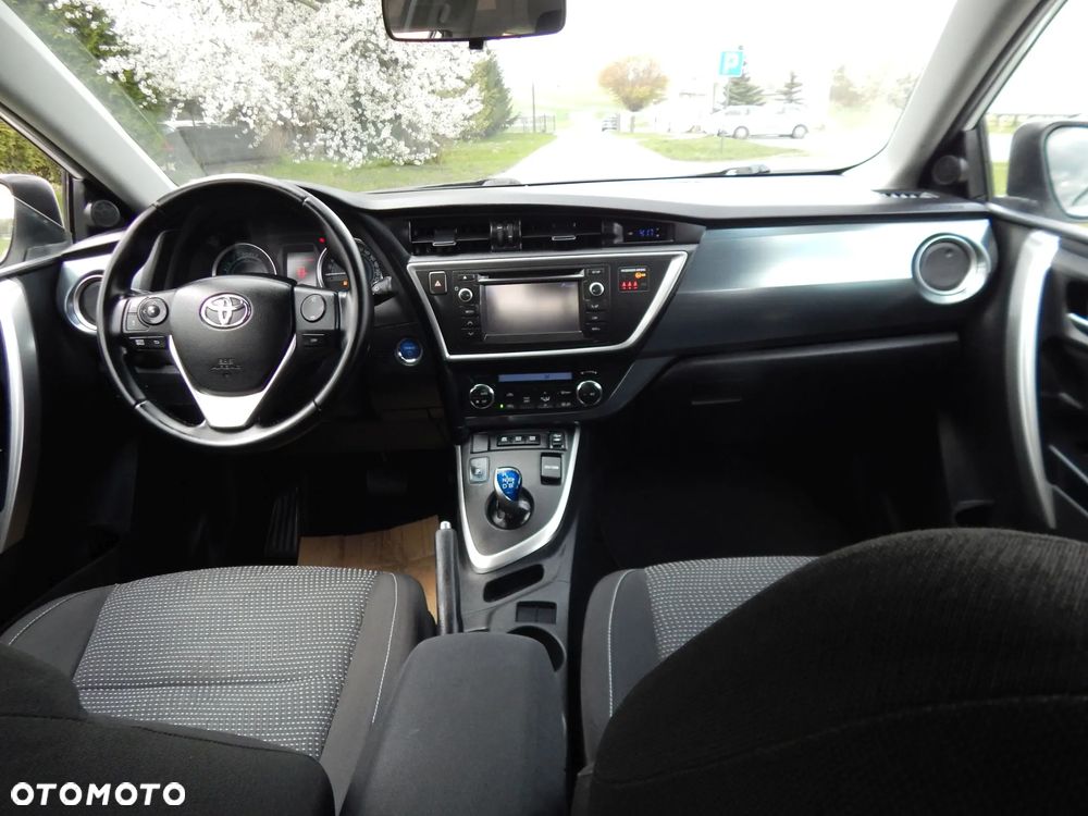 Toyota Auris - 14