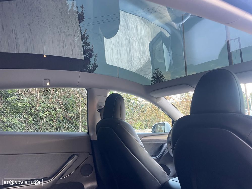 Tesla Model Y RWD - 39