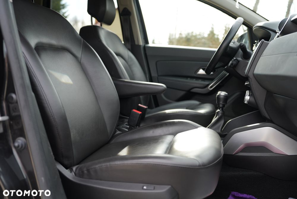 Dacia Duster 1.3 TCe FAP Techroad 4WD - 6