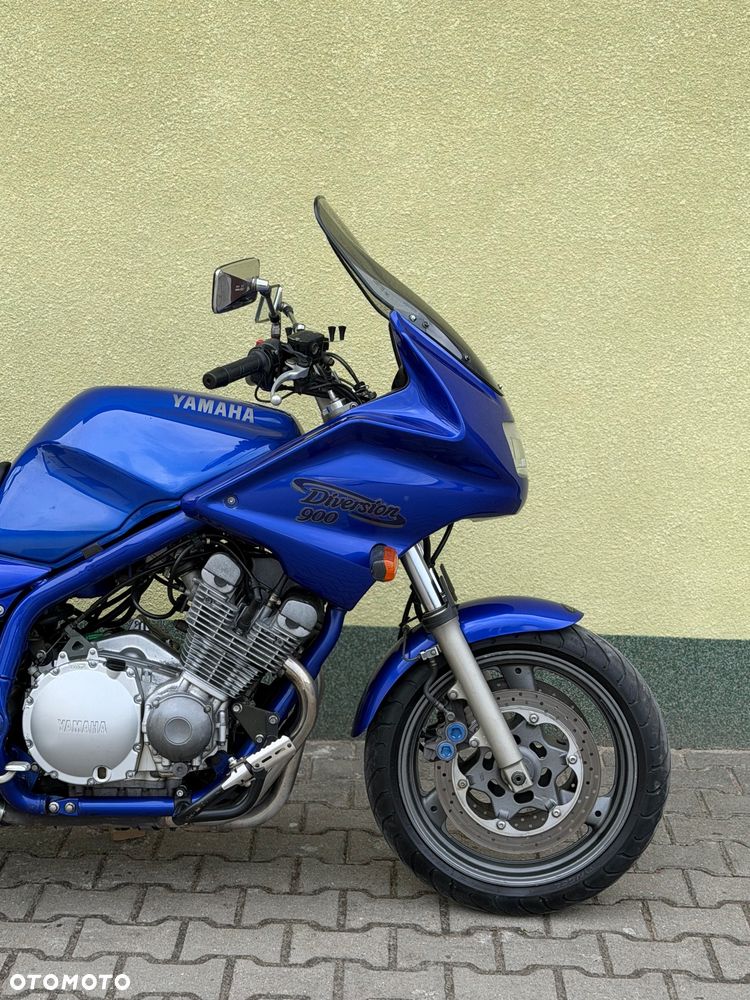 Yamaha XJ - 6