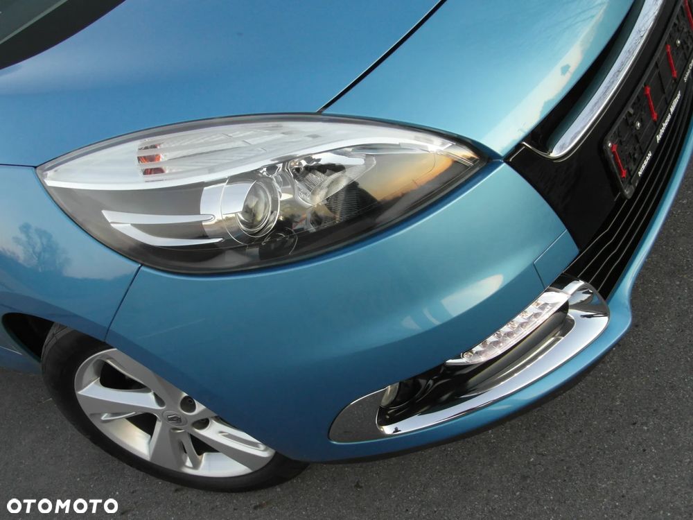 Renault Scenic 1.6 16V 110 LIMITED - 13