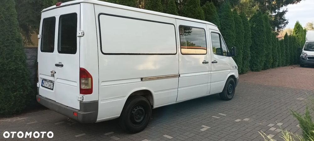 Mercedes-Benz Sprinter - 7