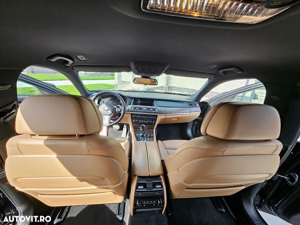 BMW Seria 7 740d xDrive - 13