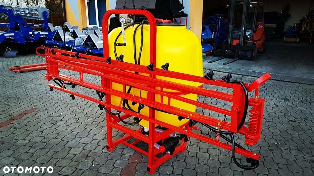 Opryskiwacz polowy 200/300/400/600/800L LANCA 8/10/12M - 7