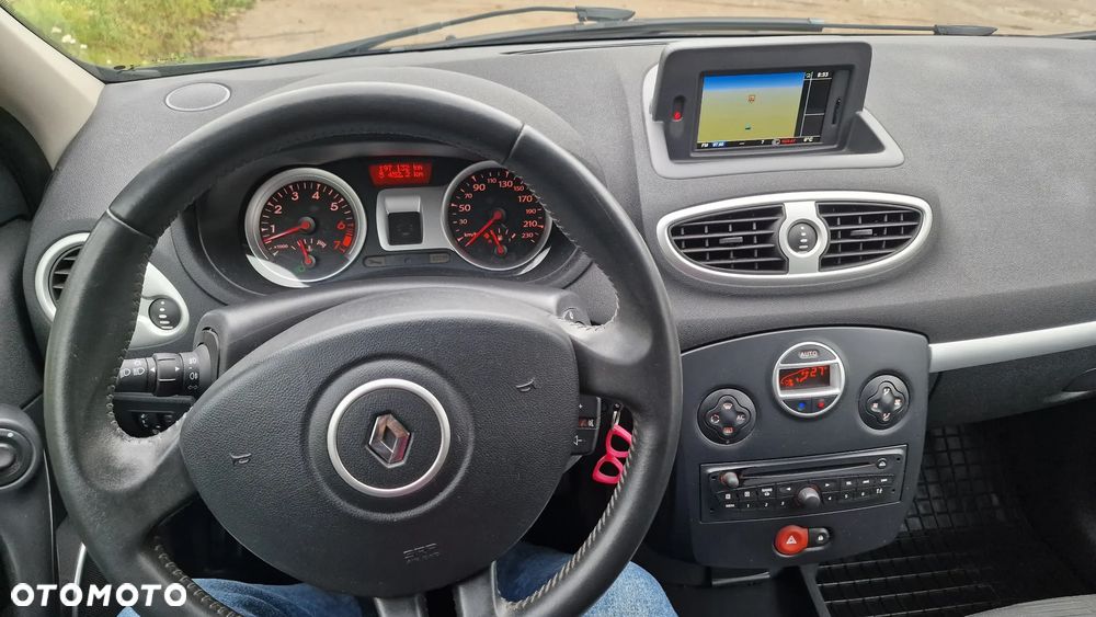 Renault Clio 1.2 16V Alize - 8