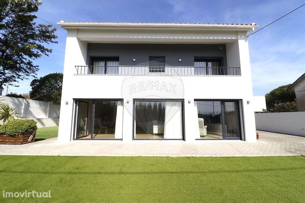 Moradia T4 para venda - Grande imagem: 2/47