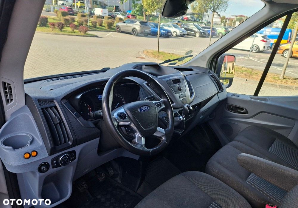 Ford Transit - 18
