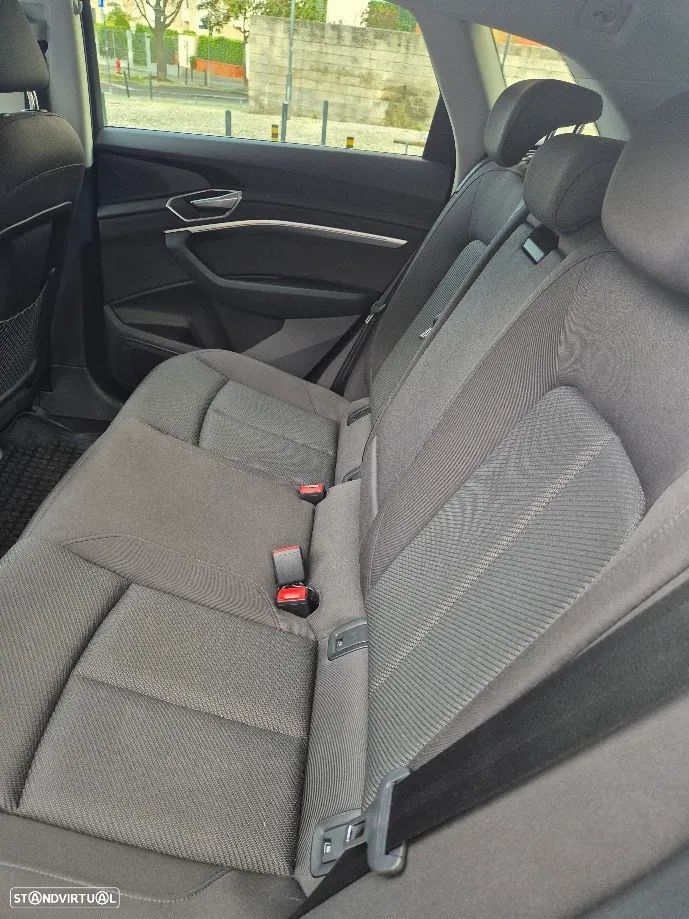 Audi e-tron 55 quattro Advanced - 23