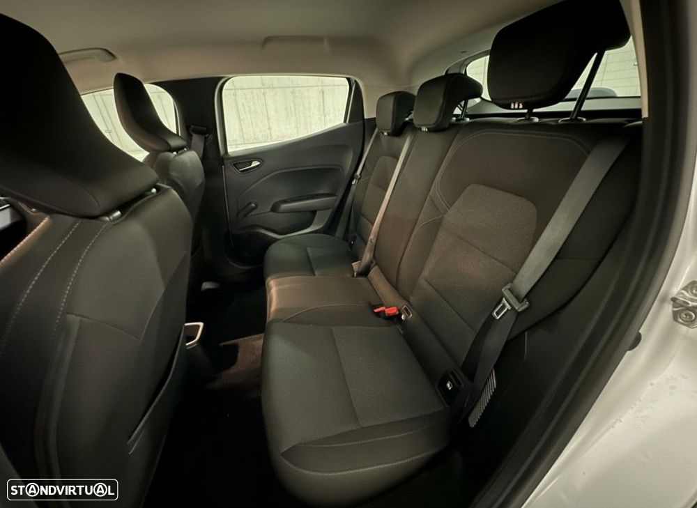 Renault Clio 1.6 E-Tech Full Hybrid Techno - 9