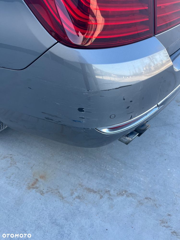 BMW Seria 5 528i xDrive - 13