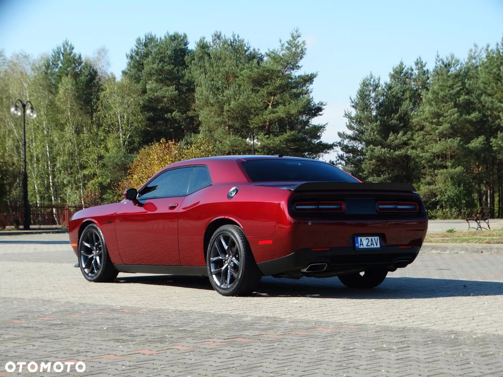Dodge Challenger Automatik R/T Plus - 6