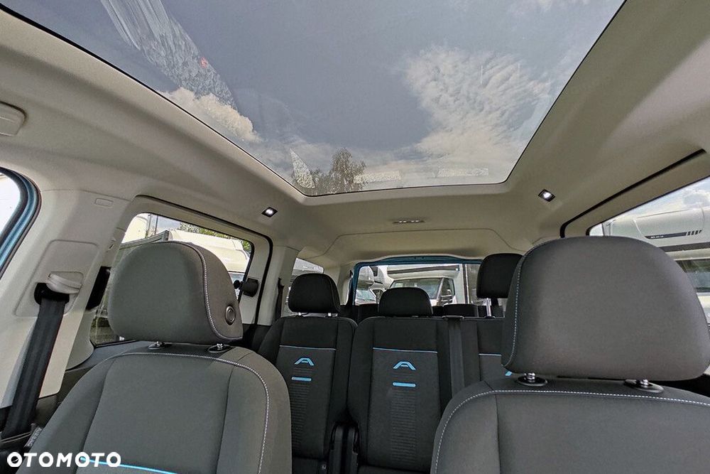 Ford Tourneo Connect - 19