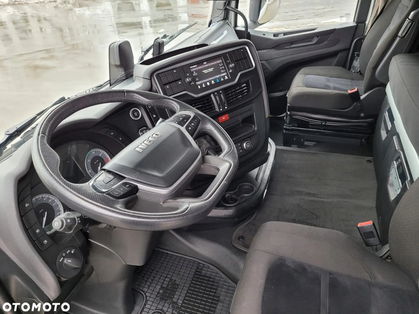 IVECO S-WAY NP 460 /  KABINA - 8