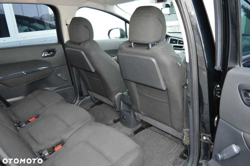 Peugeot 5008 HDI FAP 110 Tendance - 25