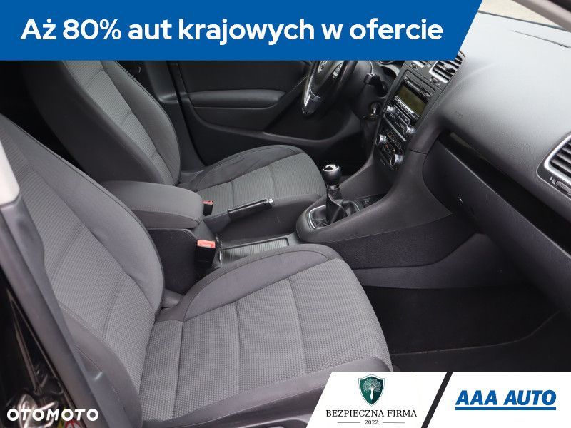 Volkswagen Golf - 10