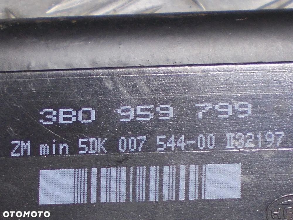 VW Passat B5 Skoda Octavia I - moduł komfortu 1.8 - 3