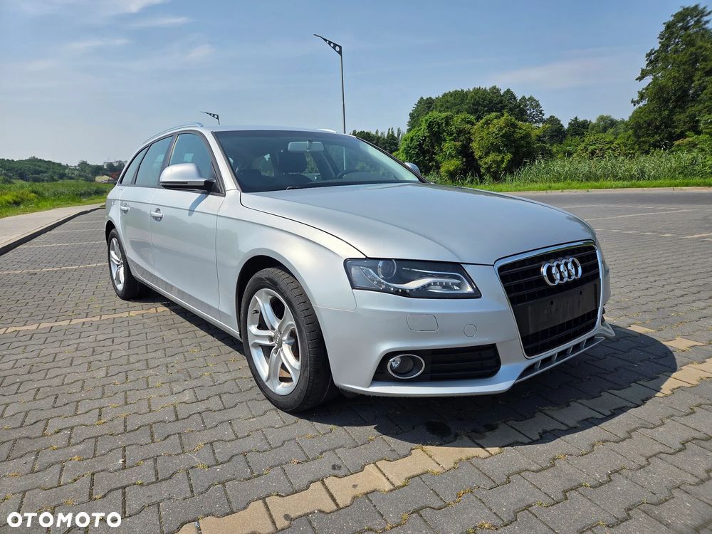 Audi A4 Avant - 4