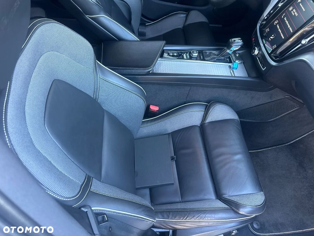 Volvo S60 T4 Momentum Pro - 15