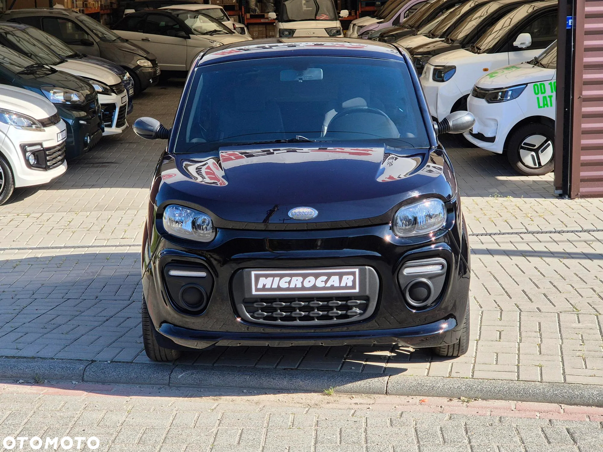 Microcar DUE - 25