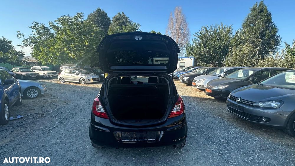 Opel Corsa 1.4 16V Automatik Color Edition - 8