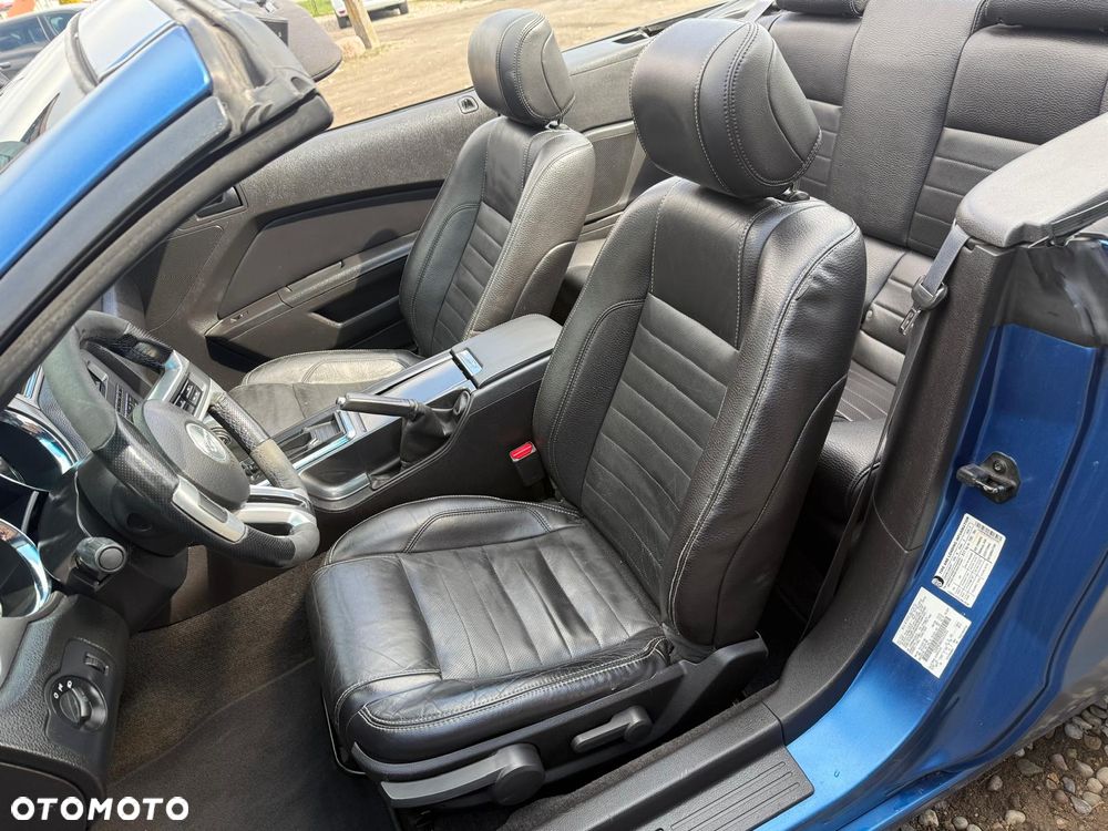 Ford Mustang - 15