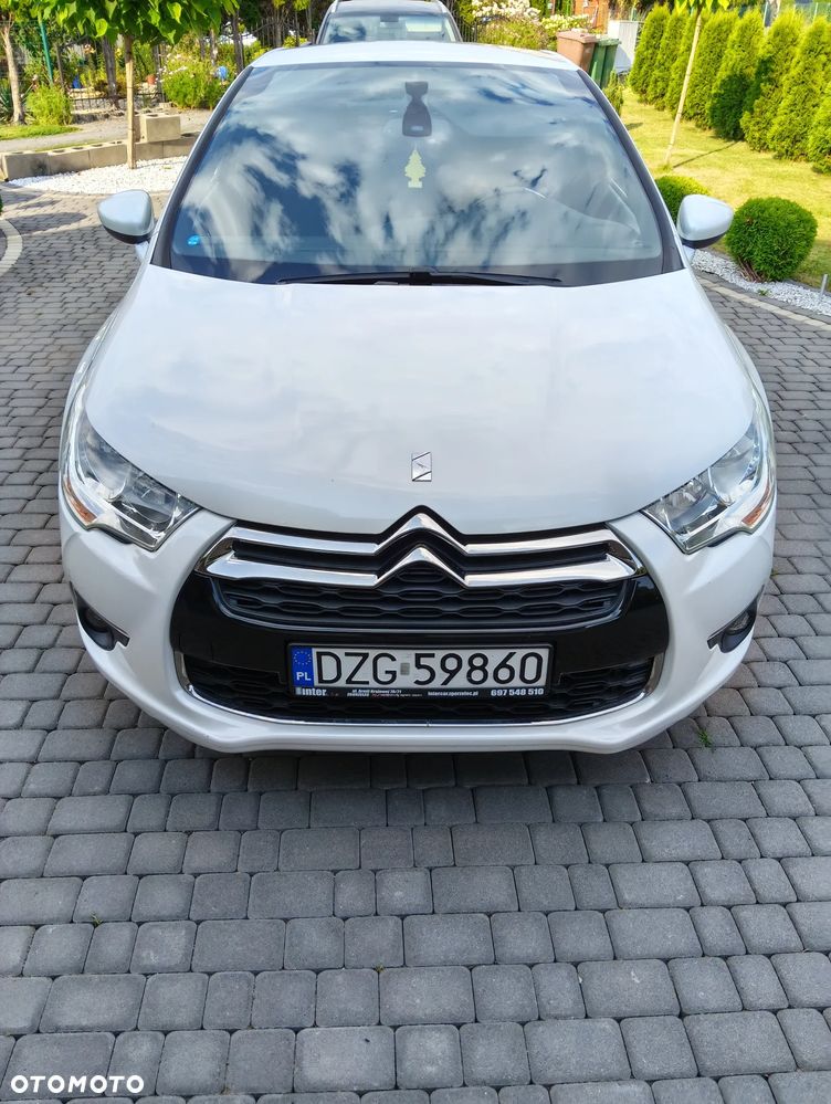 Citroën DS4 e-HDi 110 Chic - 7
