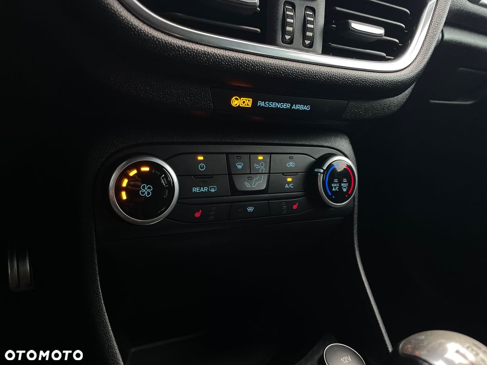 Ford Fiesta 1.1 S&S ST-LINE - 24