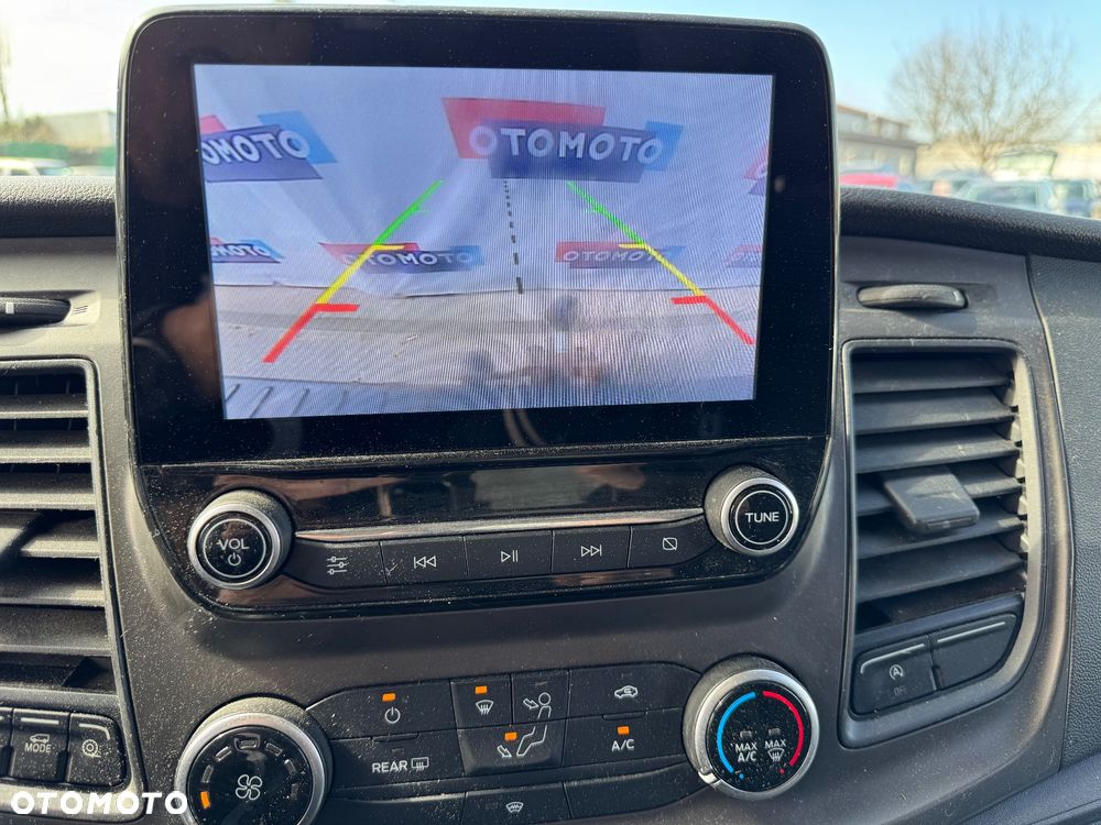 Ford TRANSIT CUSTOM - 16