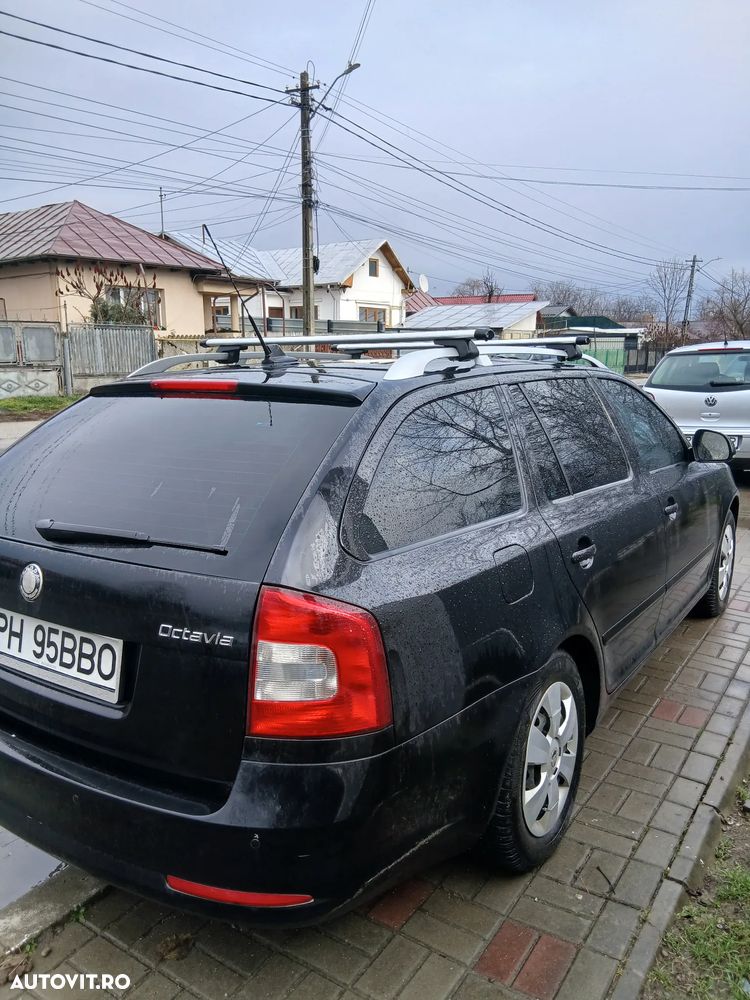 Skoda Octavia 2.0 TDI DPF Ambiente - 5