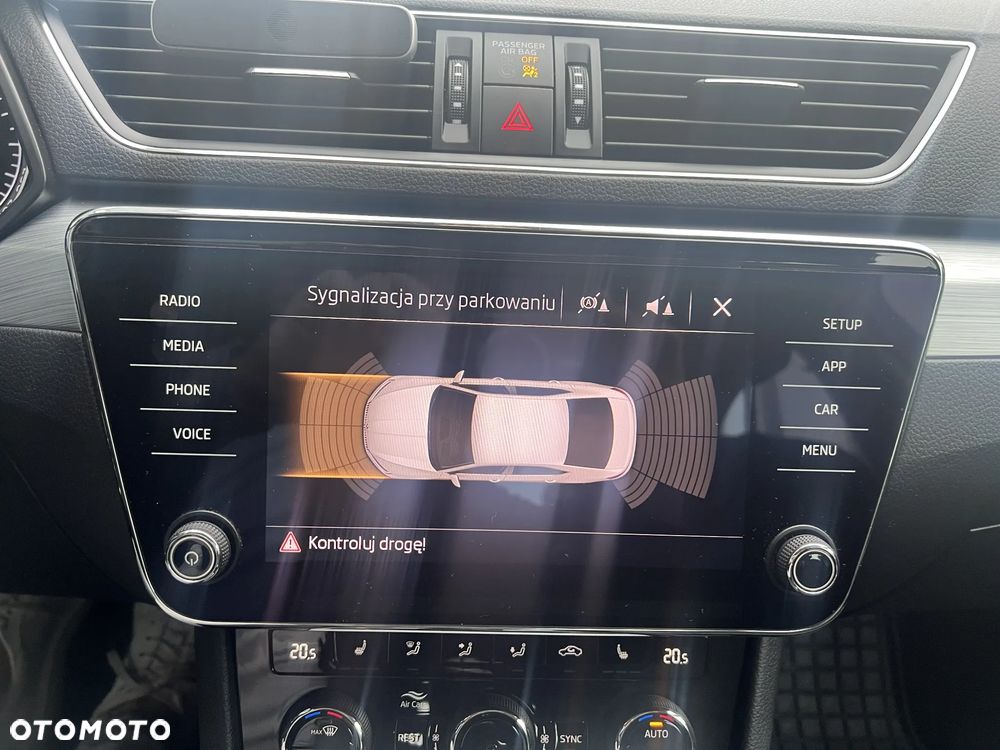 Skoda Superb 2.0 TDI Ambition - 19