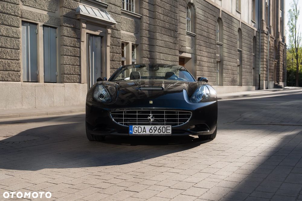 Ferrari California F1 DCT - 22