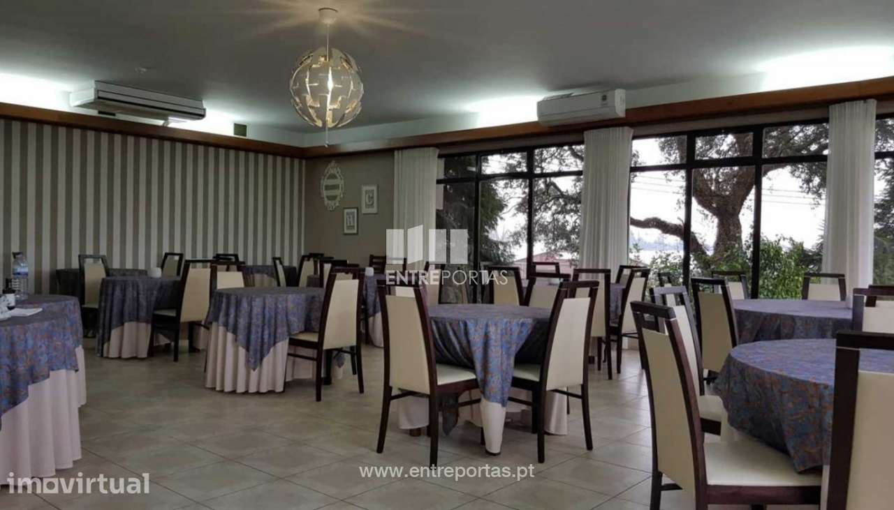 Venda de Hotel em pleno funcionamento na Estela, Póvoa de Varzim - Grande imagem: 2/16