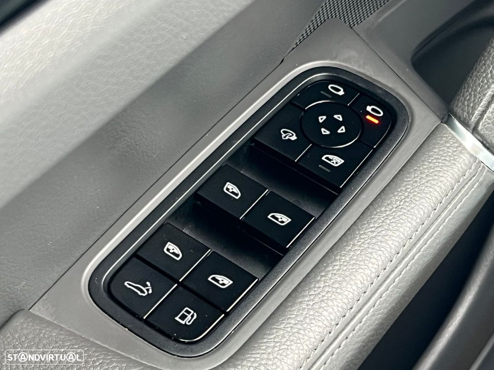 Porsche Cayenne Coupé E-Hybrid Platinum Edition - 34