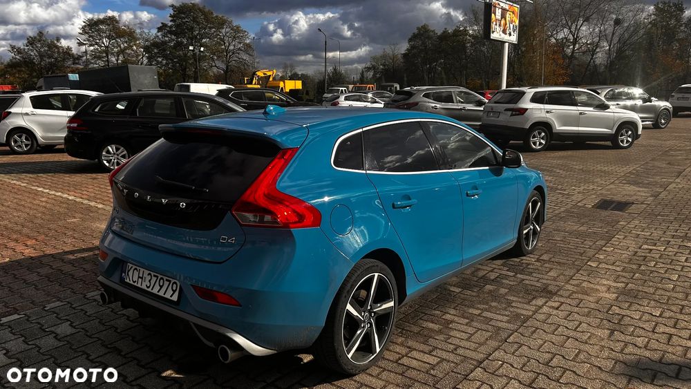 Volvo V40 D4 Drive-E R-Design Summum - 6