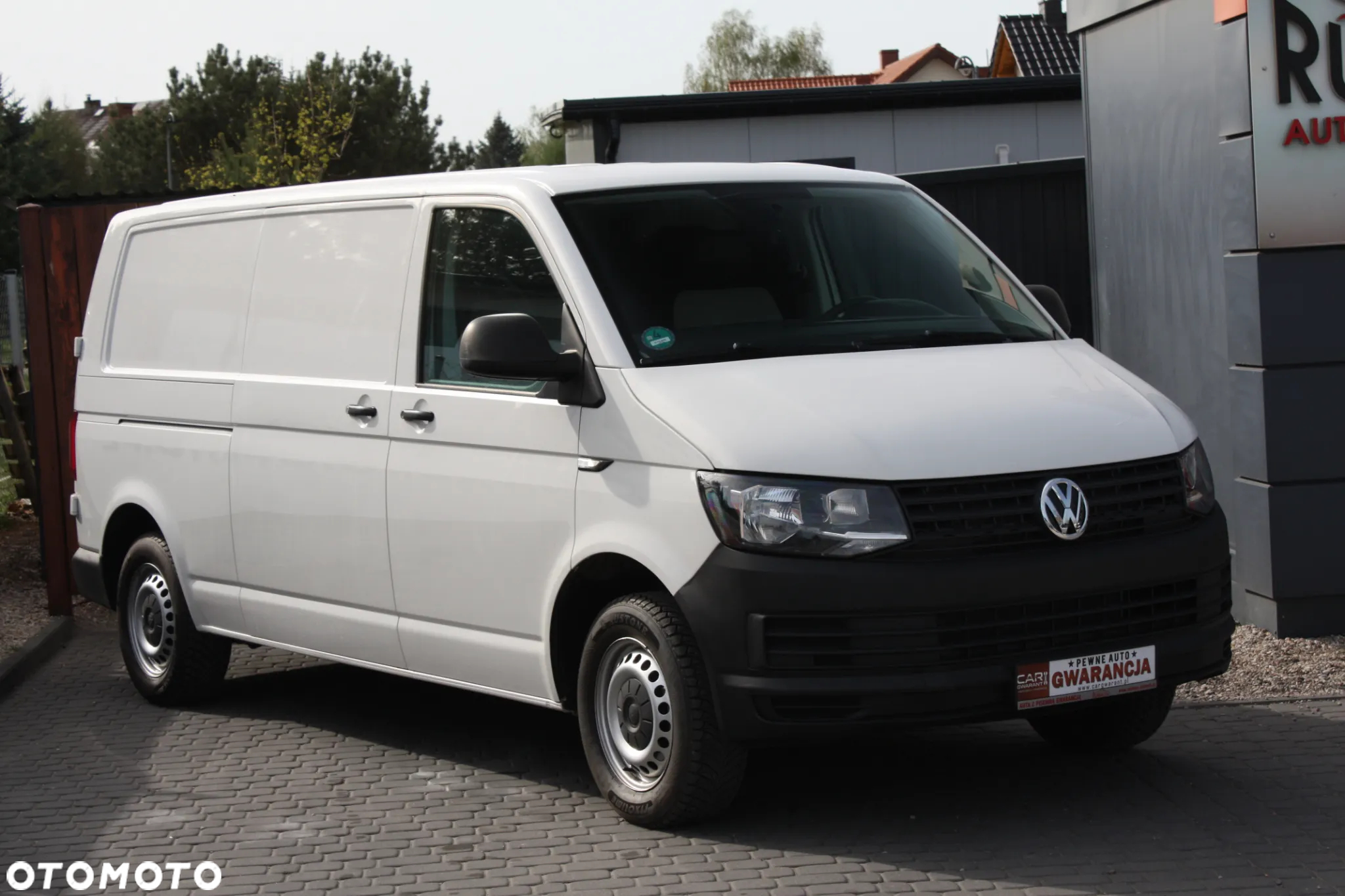 Volkswagen Transporter - 9
