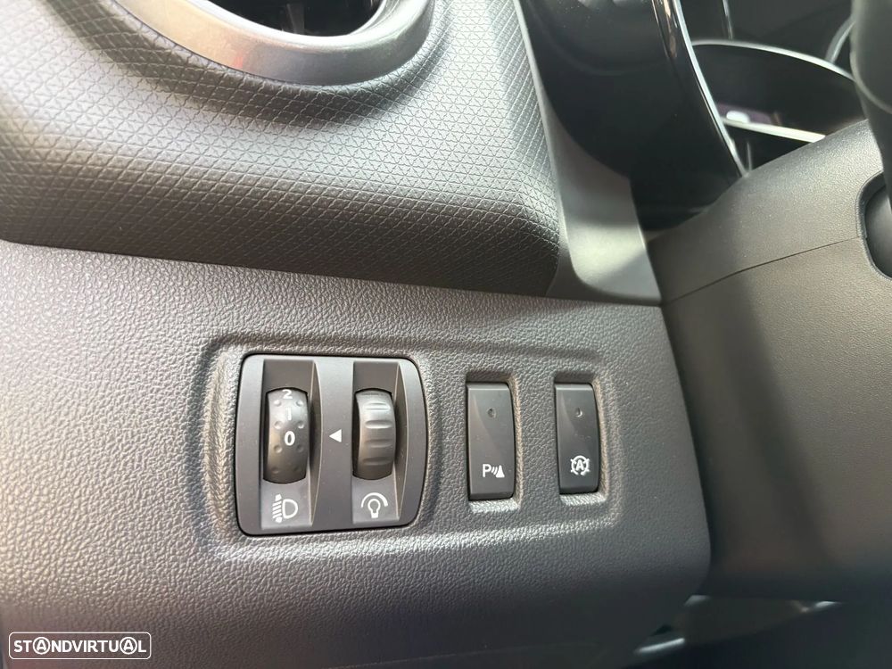 Renault Clio 0.9 TCe Limited Edition - 26