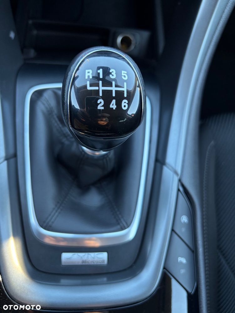 Ford Mondeo SW 1.5 EcoBoost Gold Edition - 20
