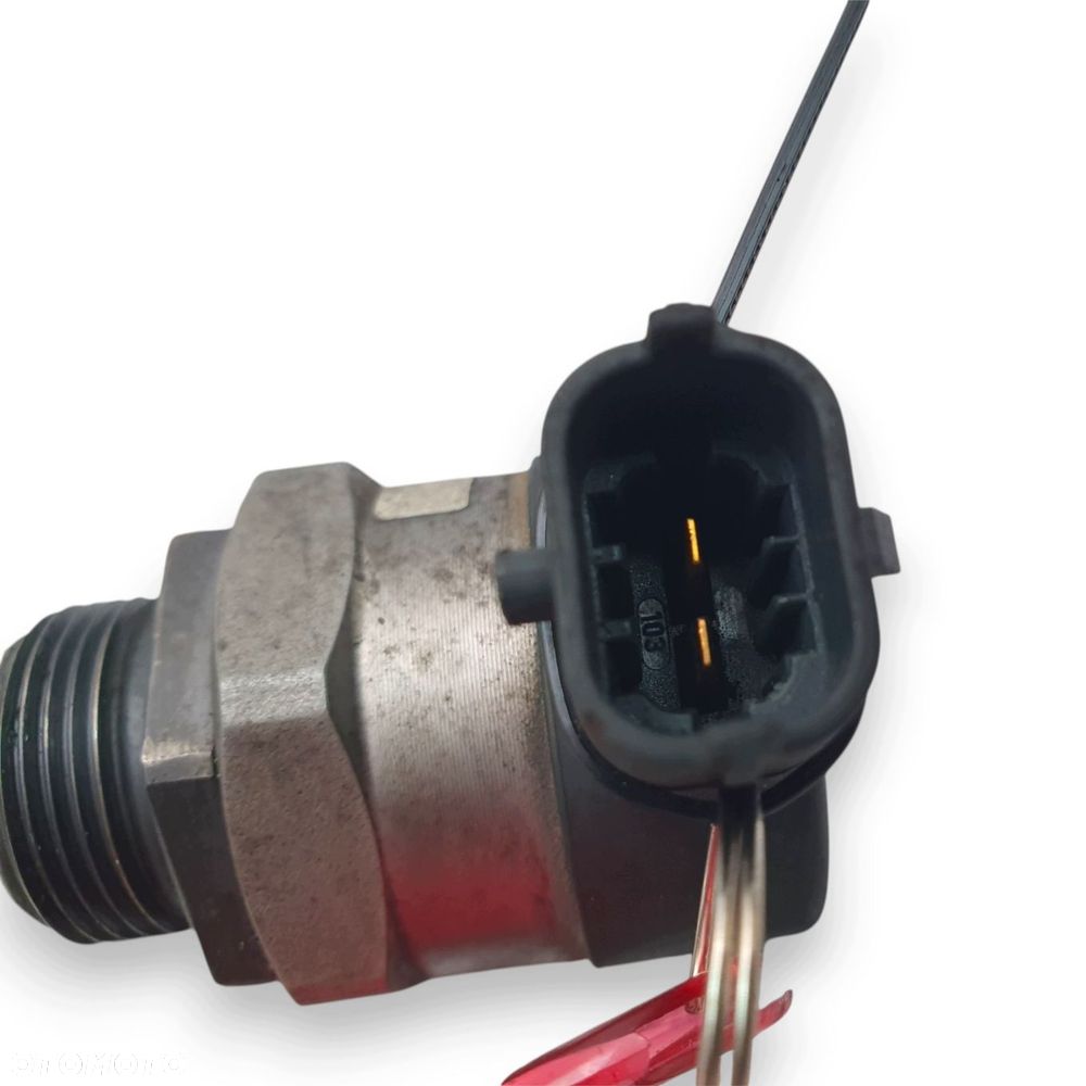 REGULATOR CIŚNIENIA PALIWA Volvo C30 S40 Ford Focus 0281002712 30777576 - 10